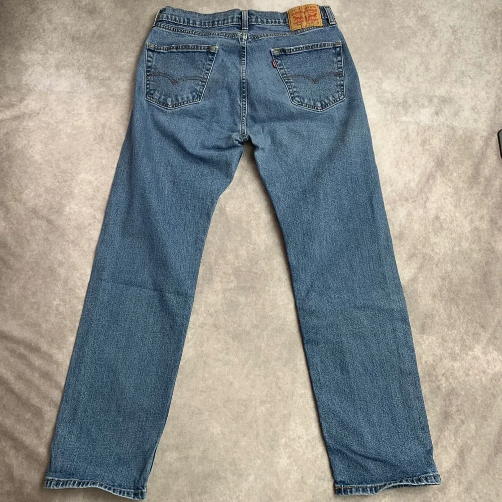 Levis 505 Regular Fit Straight Leg Mens Jeans Medium Wash Blue W34 L32 Zip Fly